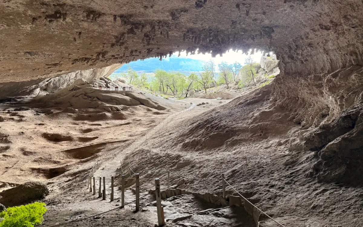 Half Day — Cueva del Milodón